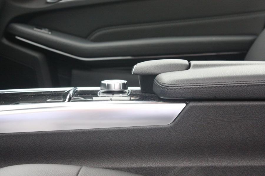  Mercedes-Benz E-Class Wagon 2014 года  (фото 3 из 66)